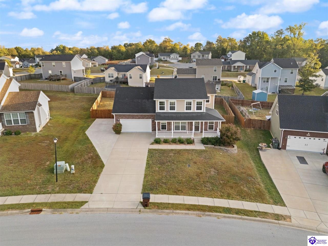 213 Butterfield Drive Property Photo 3