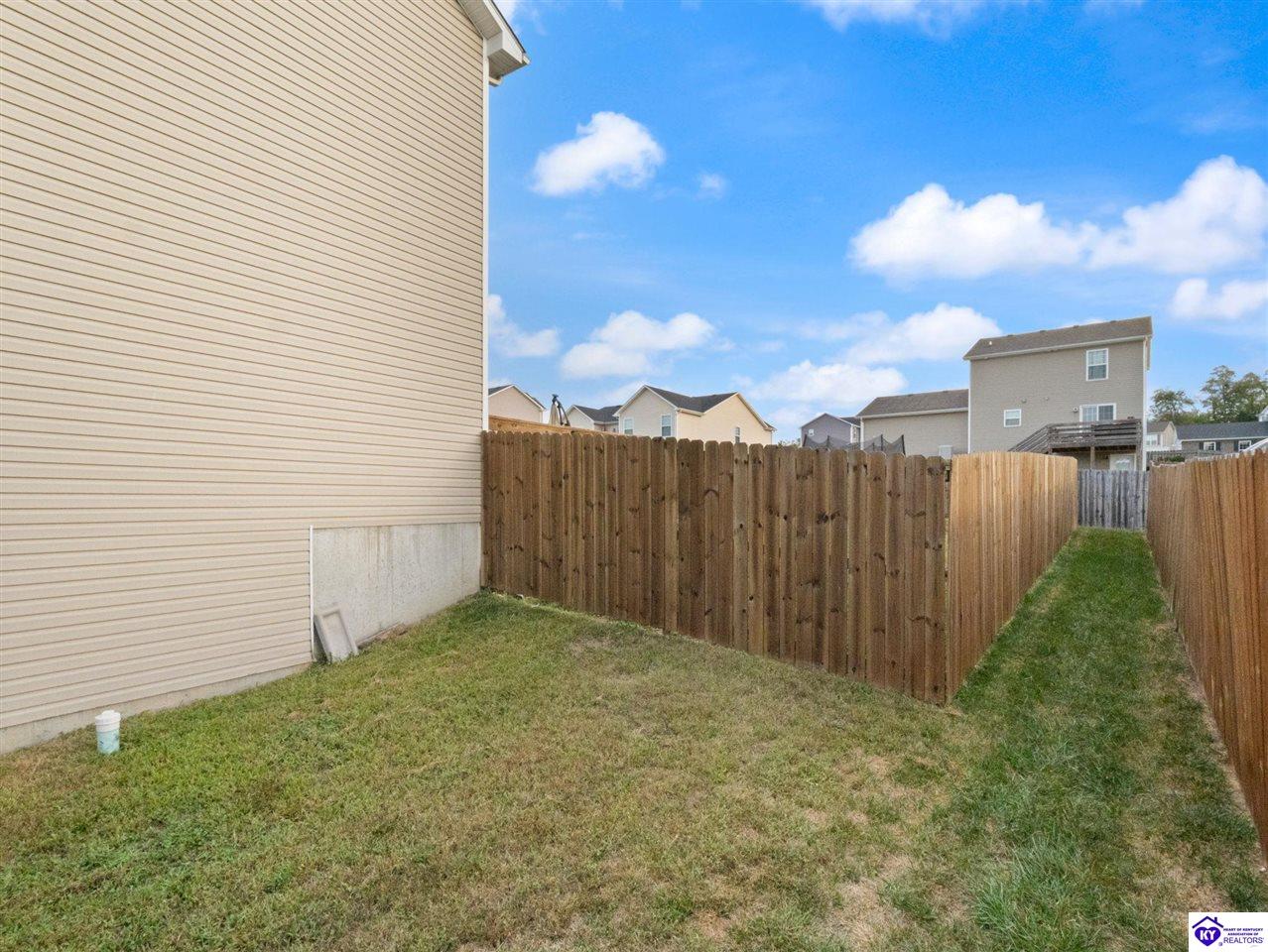 213 Butterfield Drive Property Photo 31