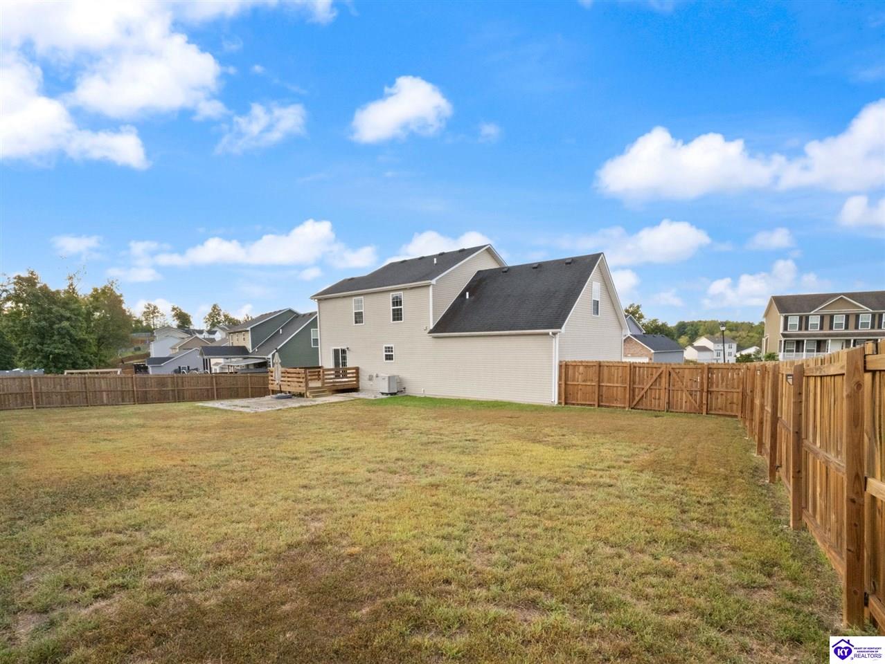 213 Butterfield Drive Property Photo 36