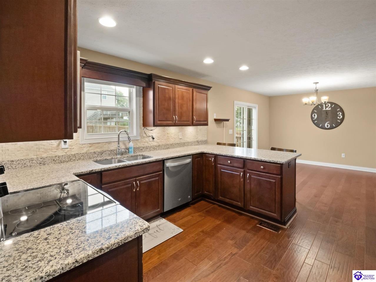 213 Butterfield Drive Property Photo 63