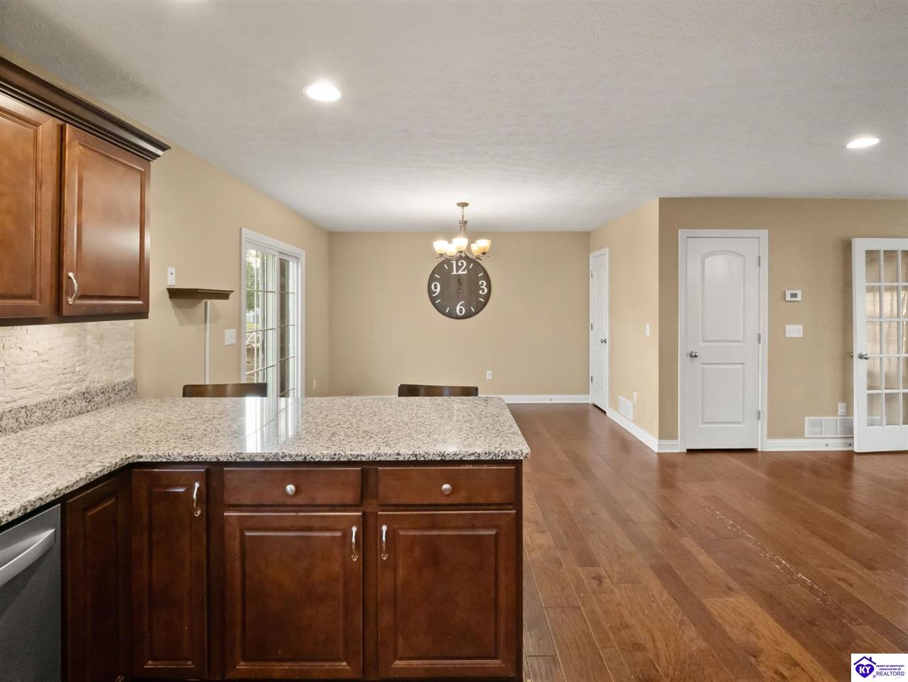213 Butterfield Drive Property Photo 64