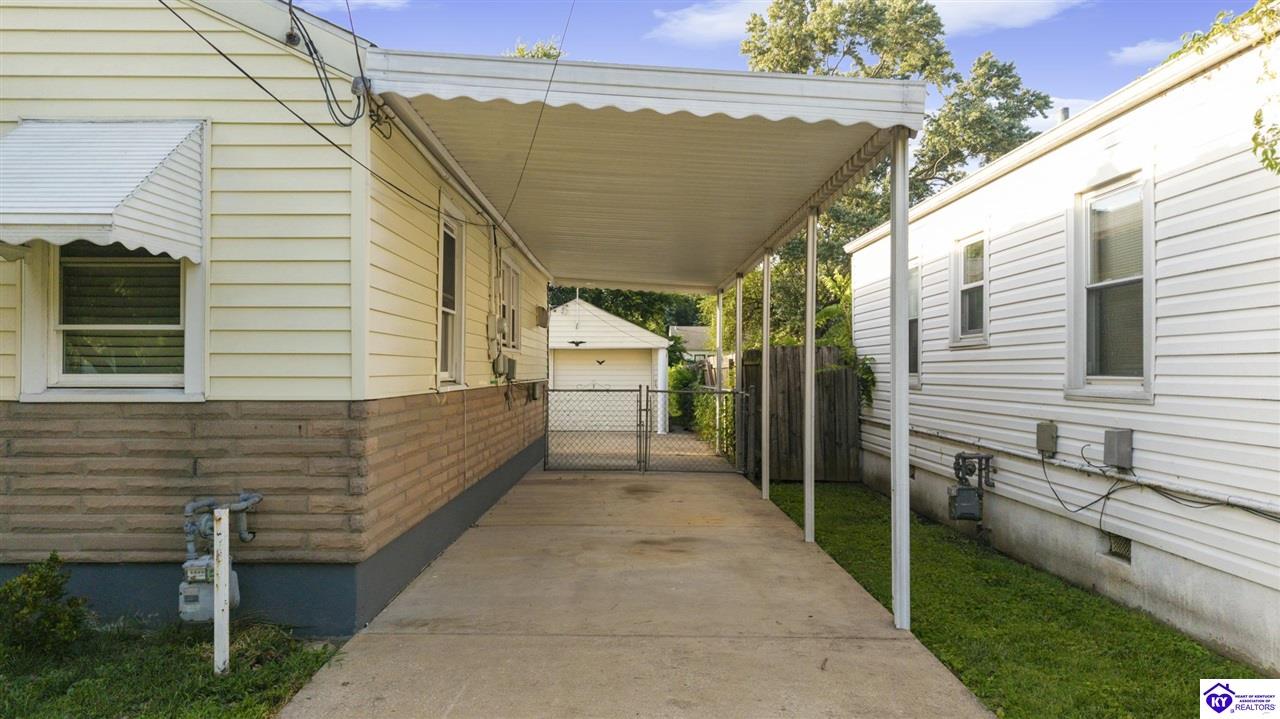 1629 Sale Avenue Property Photo 8