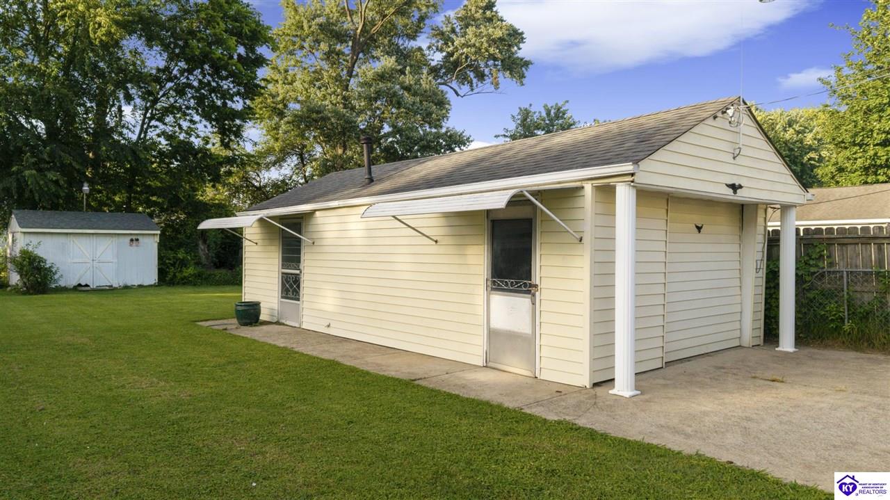 1629 Sale Avenue Property Photo 11