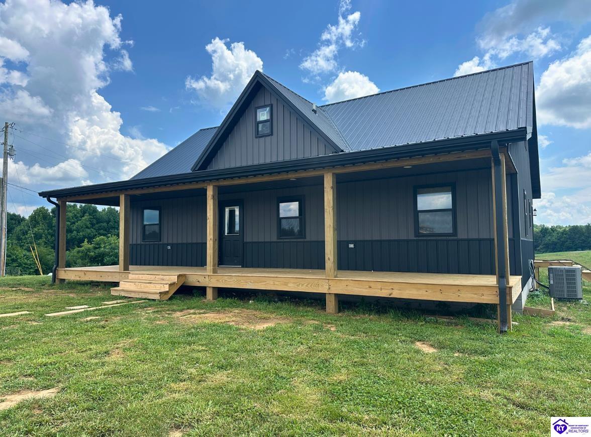 980 N Garnett Road Property Photo 1