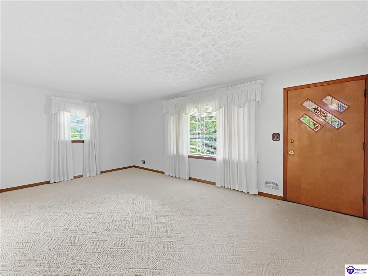 4113 Burrell Drive Property Photo 6