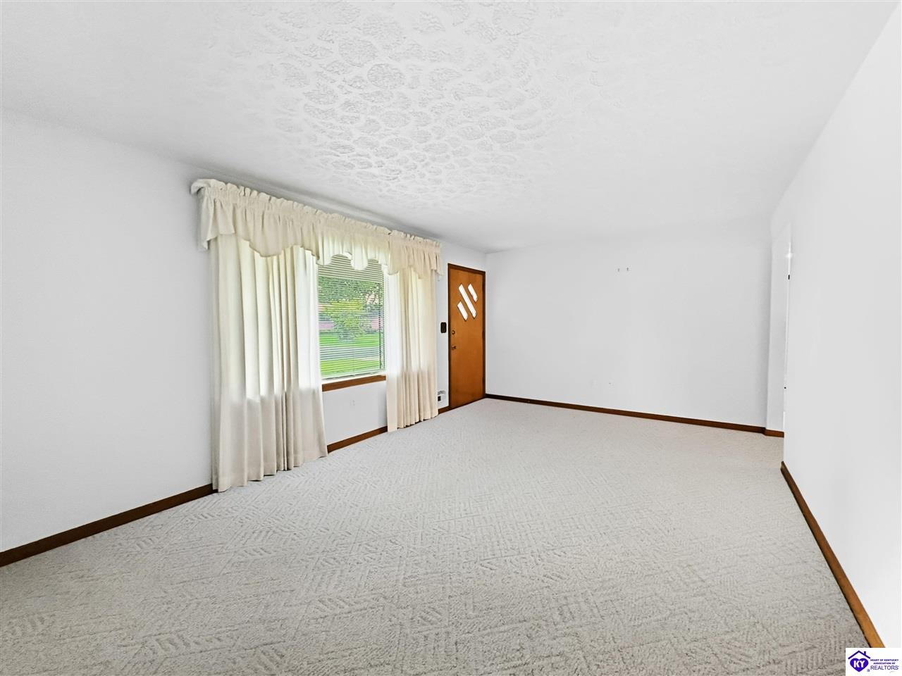 4113 Burrell Drive Property Photo 9
