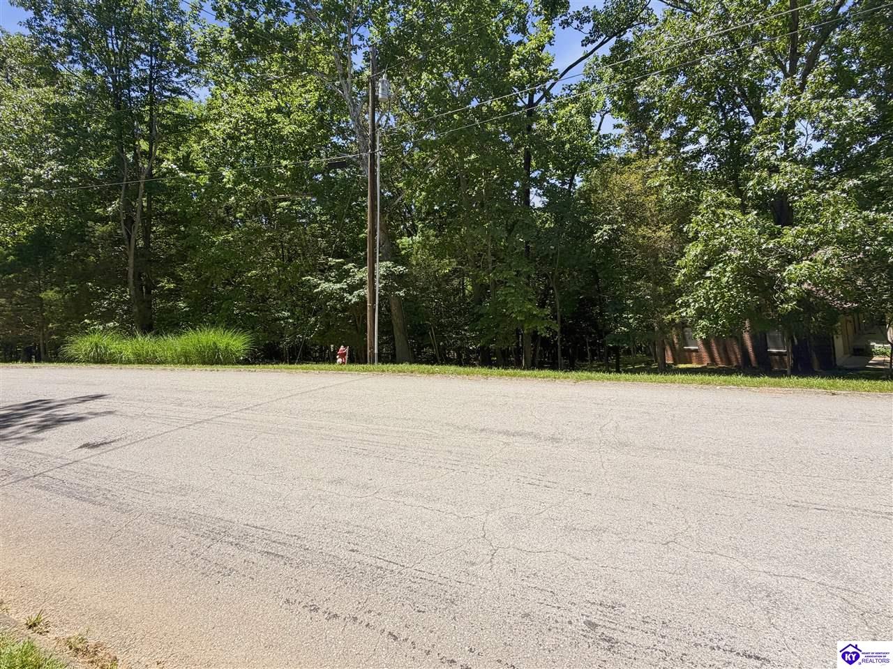 17 Bittersweet Place Property Photo 10