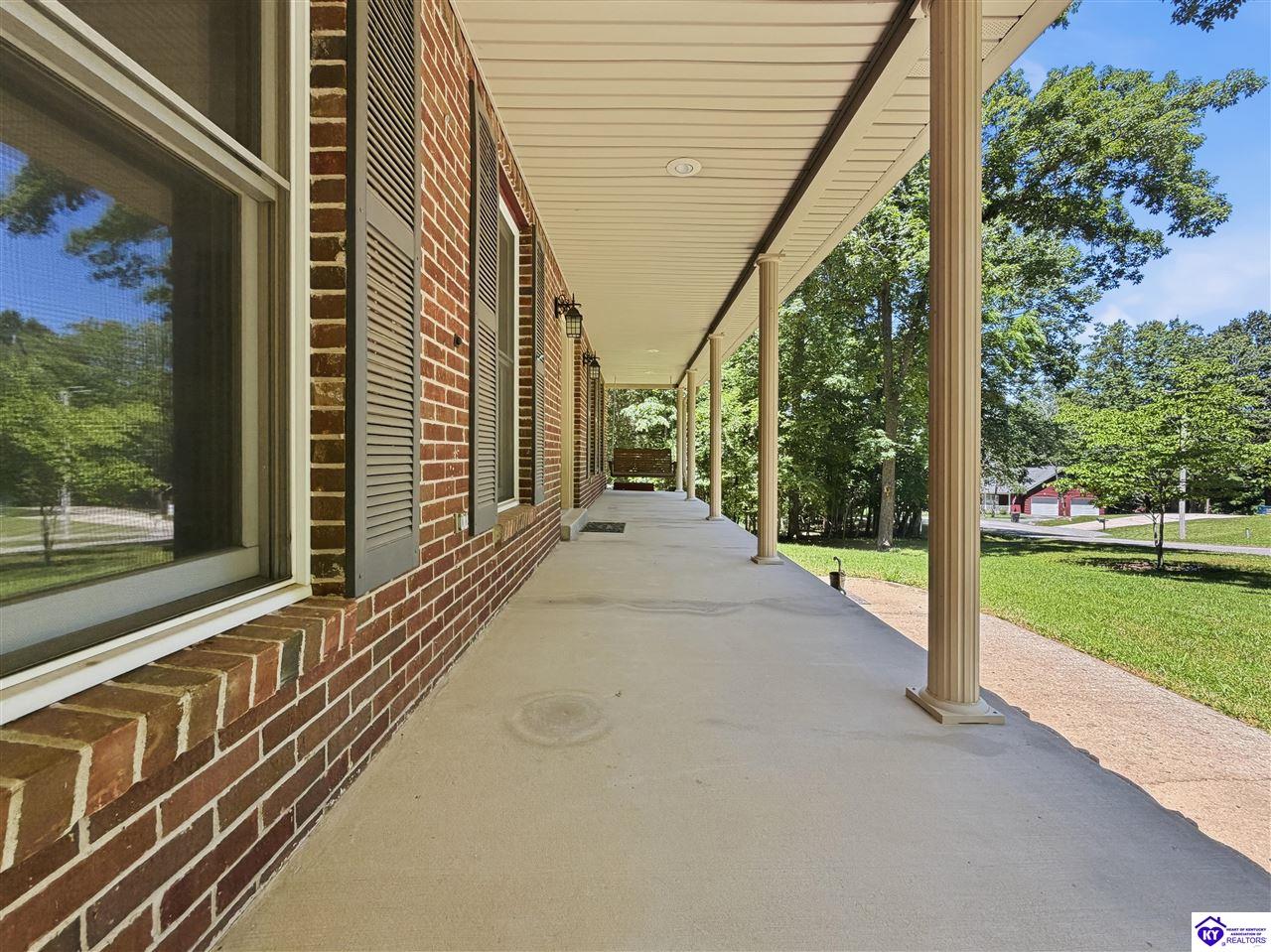 17 Bittersweet Place Property Photo 17