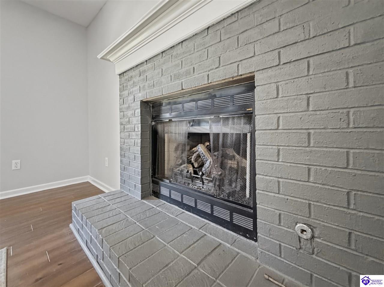 17 Bittersweet Place Property Photo 22