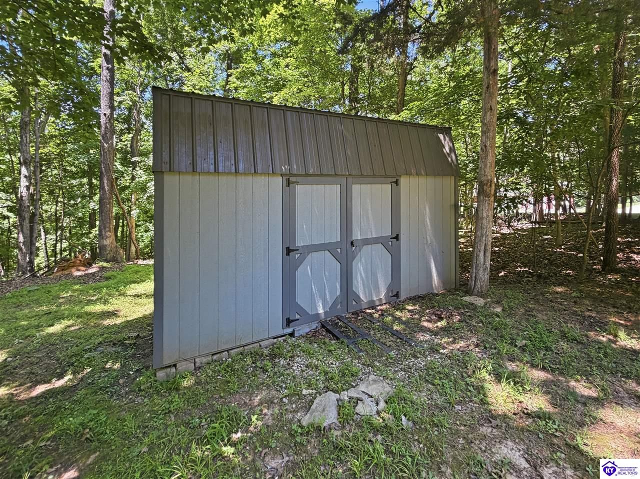 17 Bittersweet Place Property Photo 51