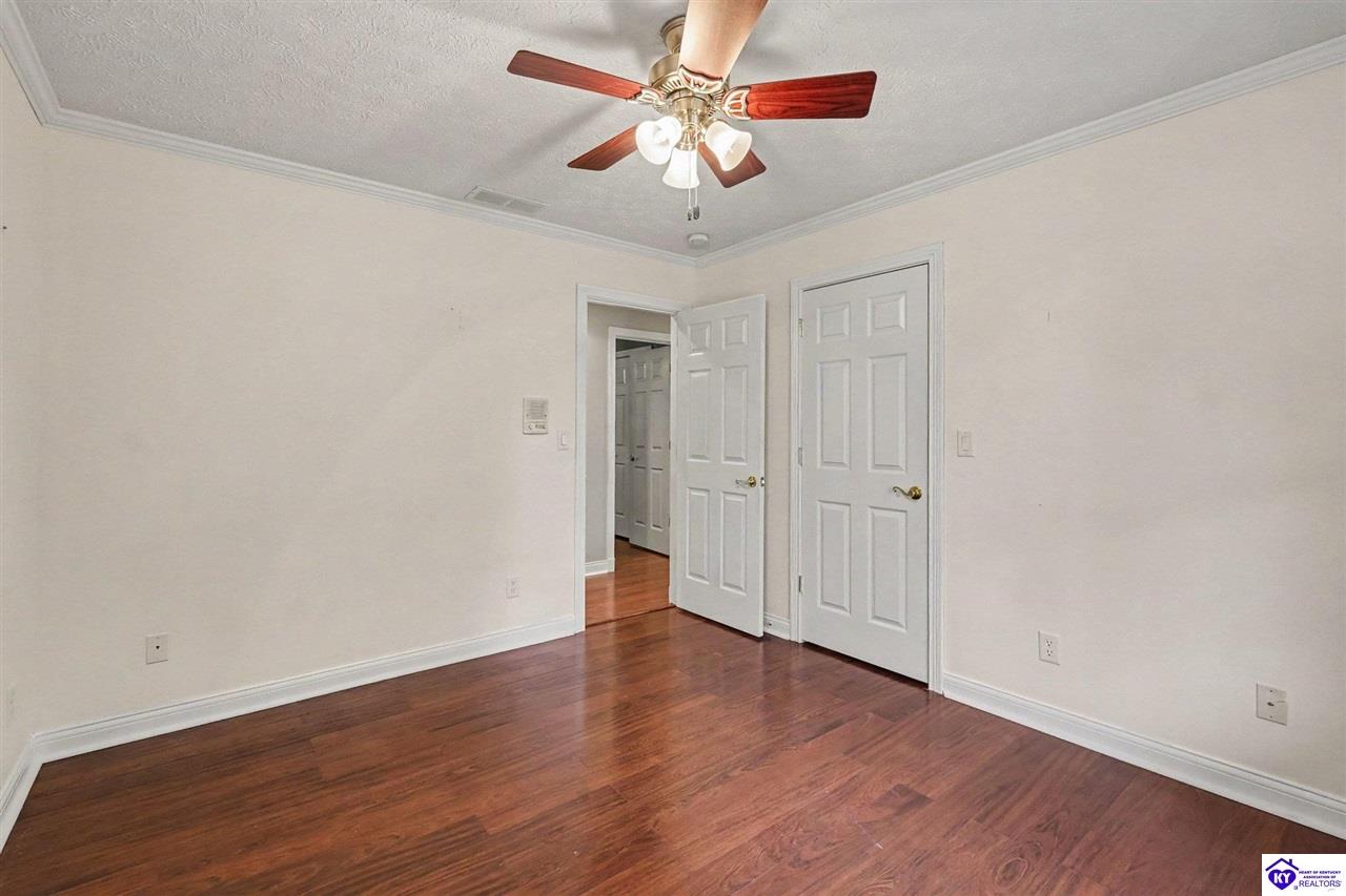 604 Hickory Lane Property Photo 15