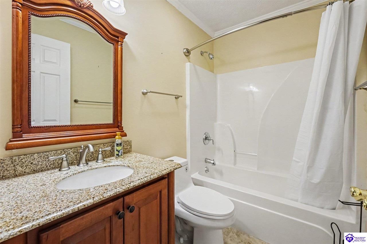 604 Hickory Lane Property Photo 16