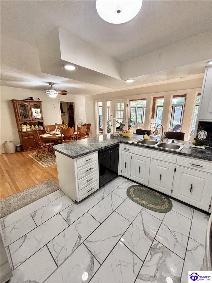 1304 Bambridge Lane Property Photo 11