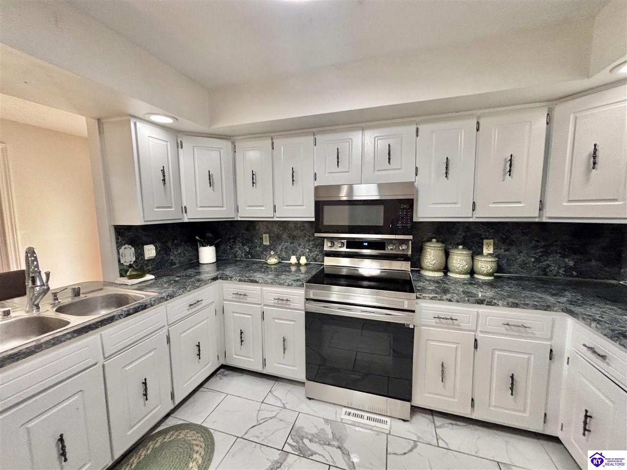 1304 Bambridge Lane Property Photo 31