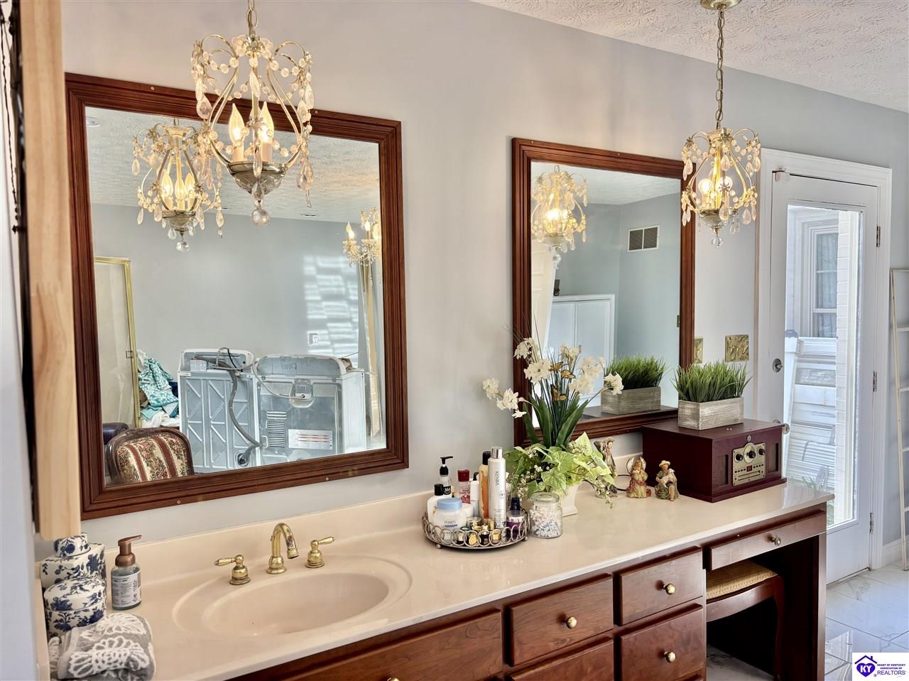 1304 Bambridge Lane Property Photo 40