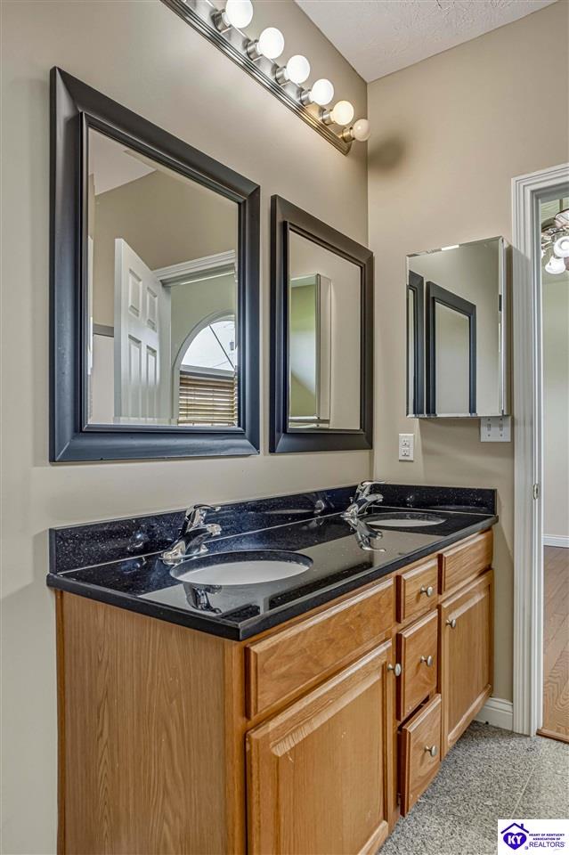 311 Schoolside Drive Property Photo 42