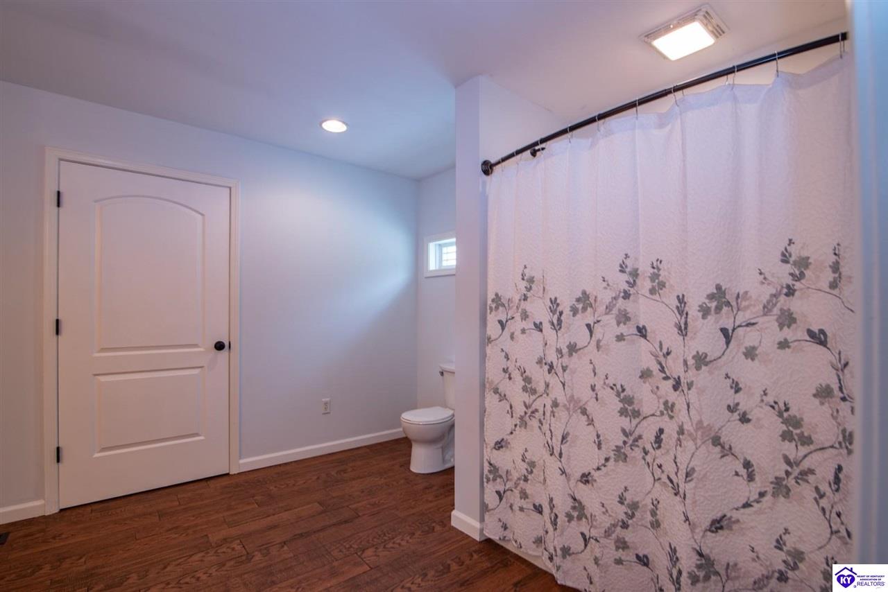 428 N Hillcrest Drive Property Photo 45
