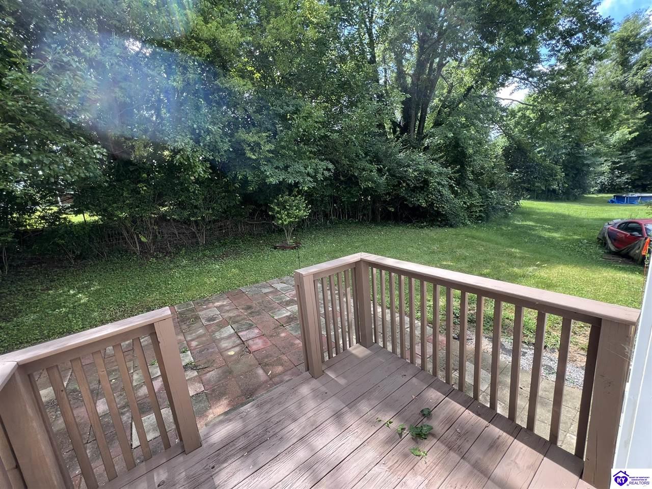 219 Henry Street Property Photo 8
