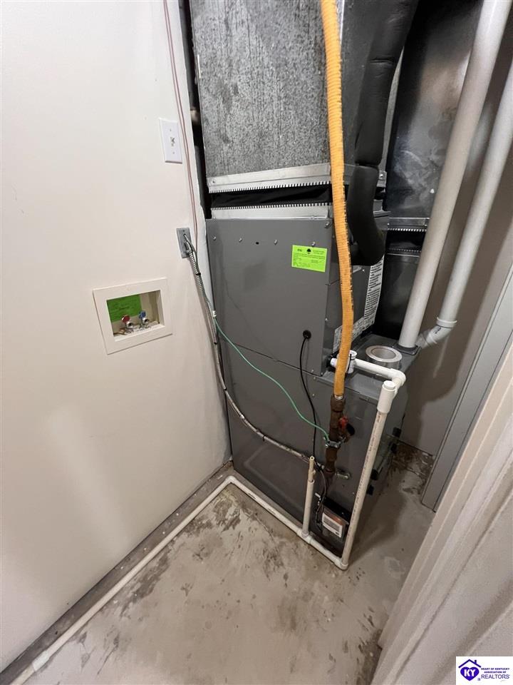 219 Henry Street Property Photo 16