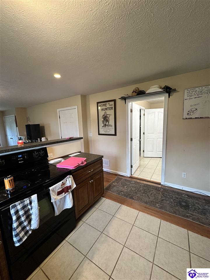 128 Wood Lane Property Photo 23