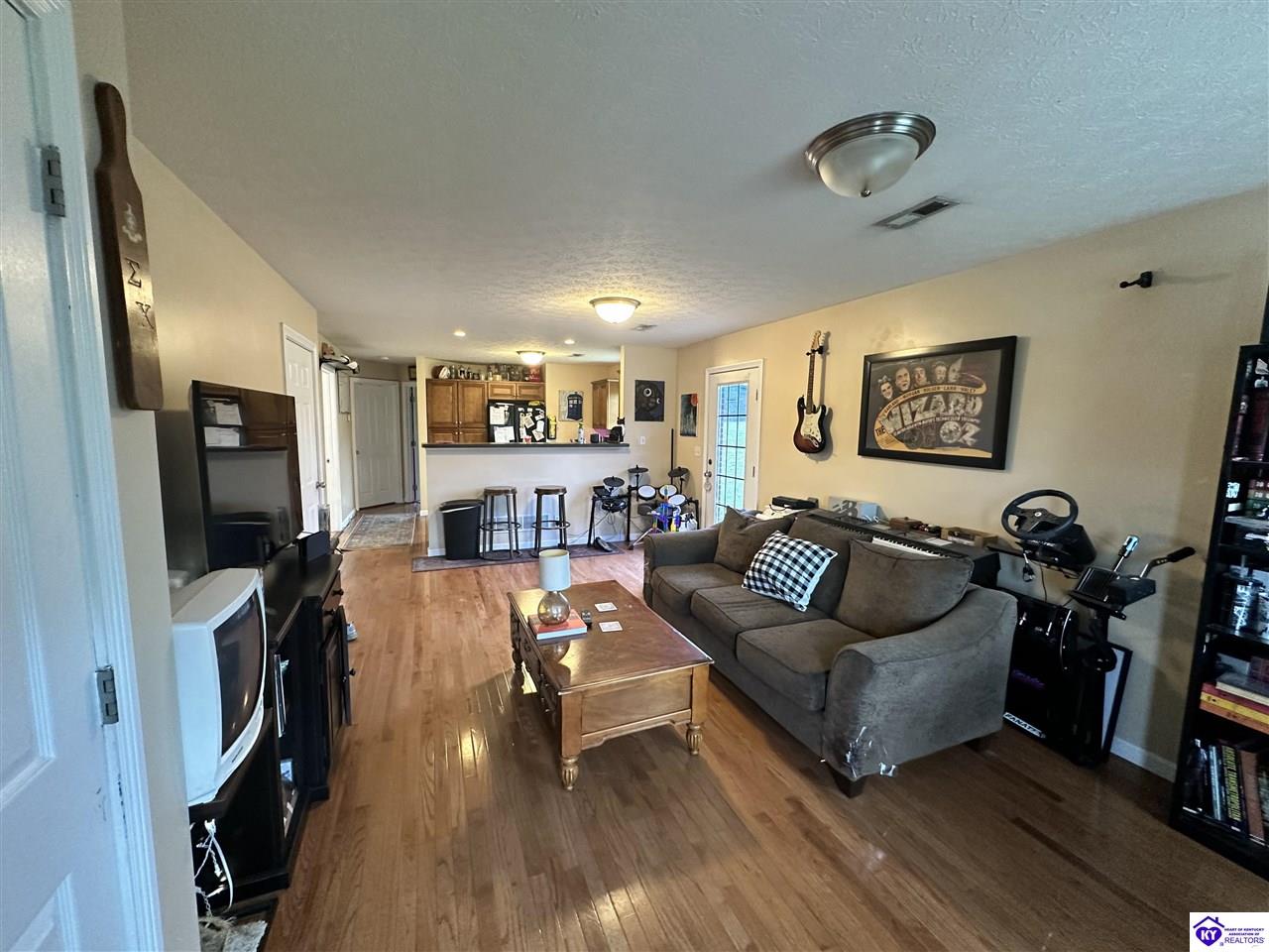 128 Wood Lane Property Photo 32
