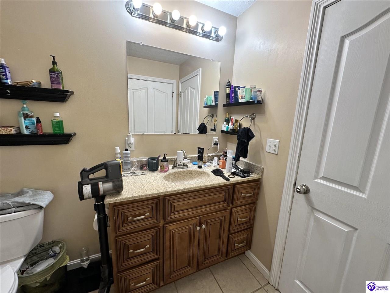128 Wood Lane Property Photo 40