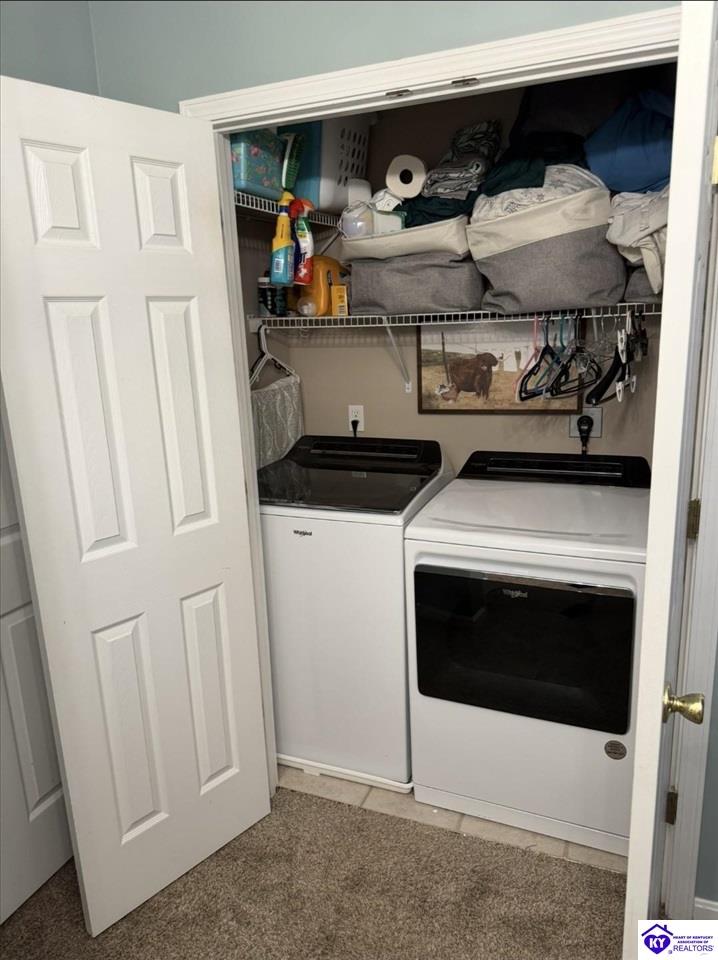 190 W Ridgeway Drive Property Photo 33