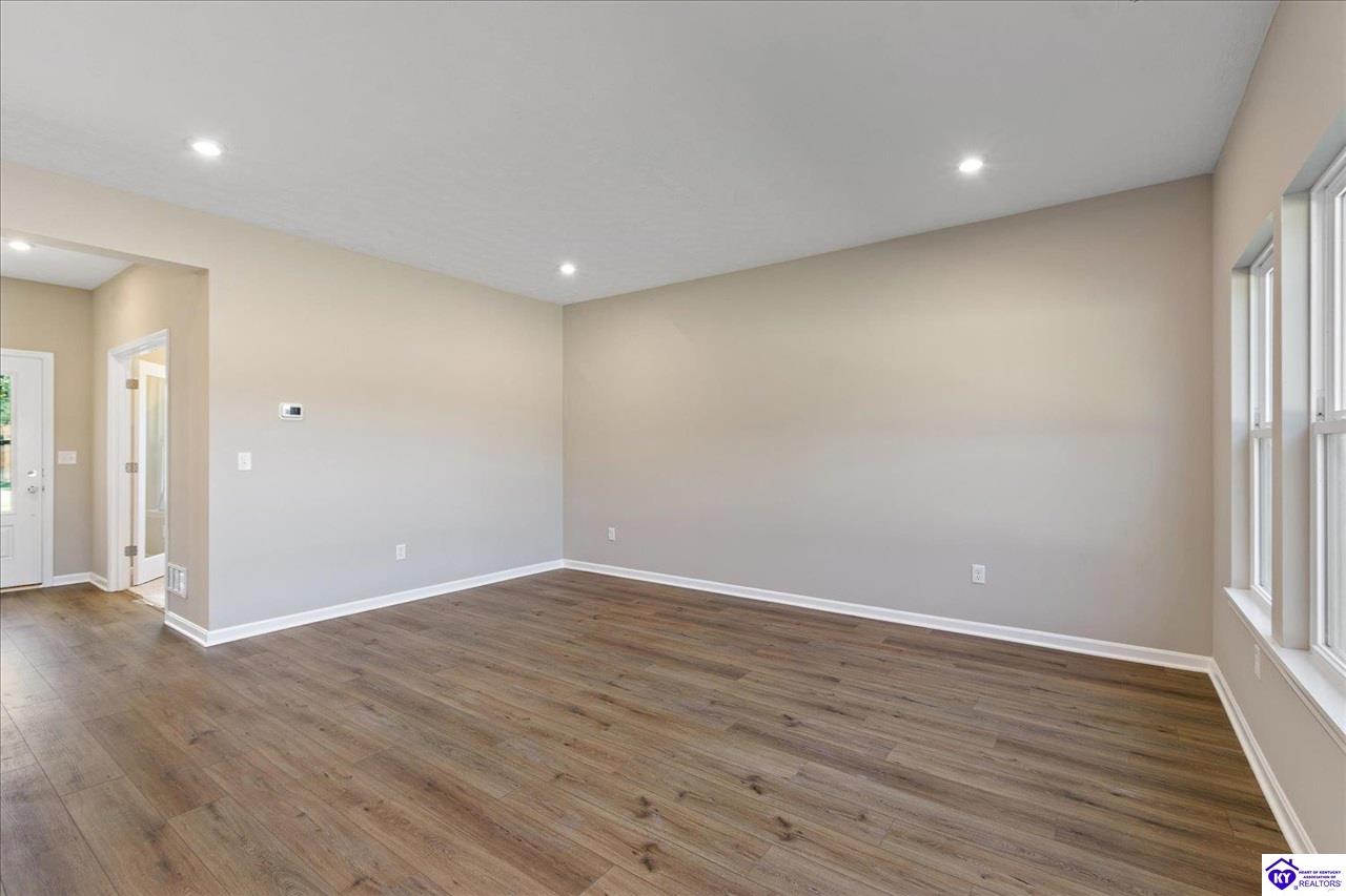 120 Hearthstone Lane Property Photo 10