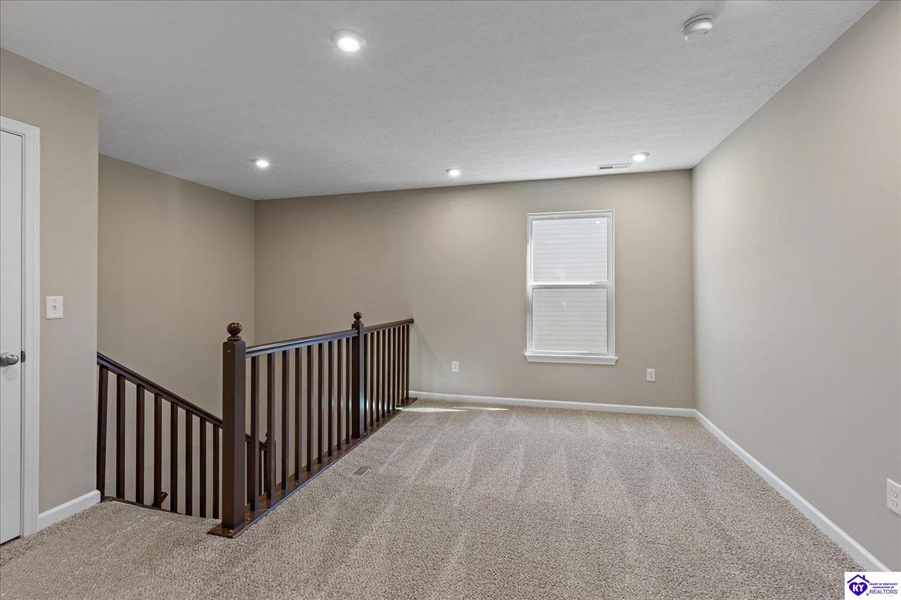 120 Hearthstone Lane Property Photo 12
