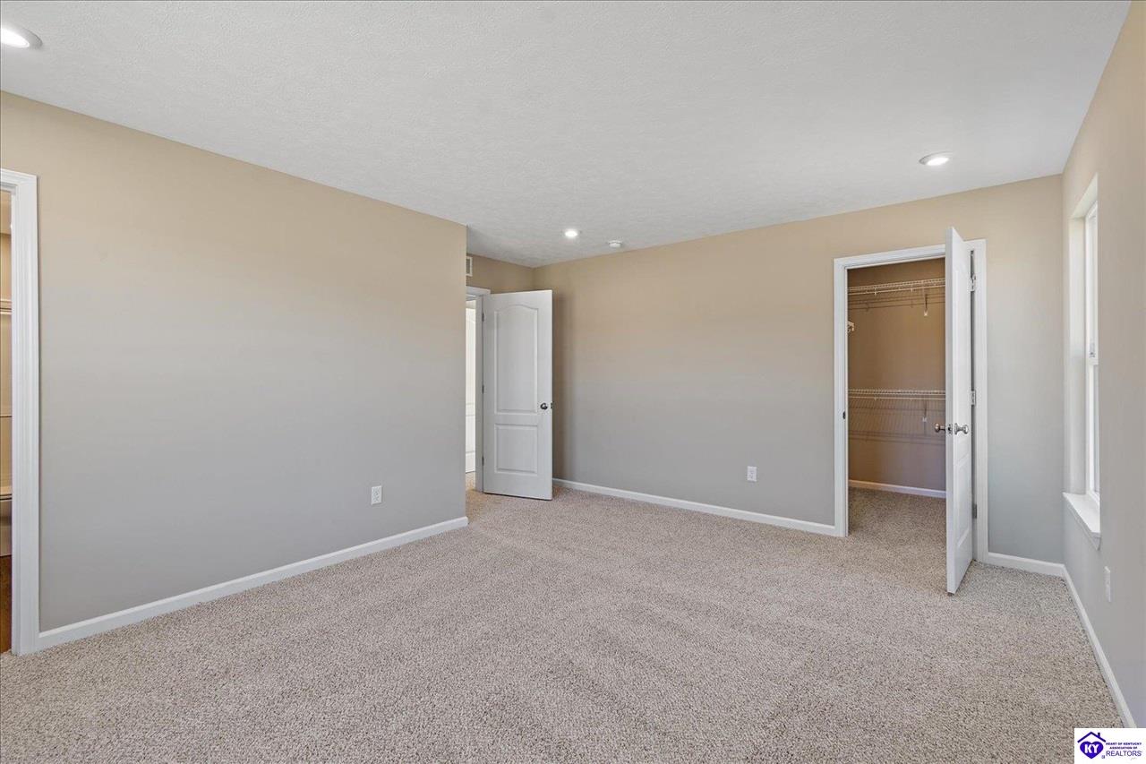 120 Hearthstone Lane Property Photo 15