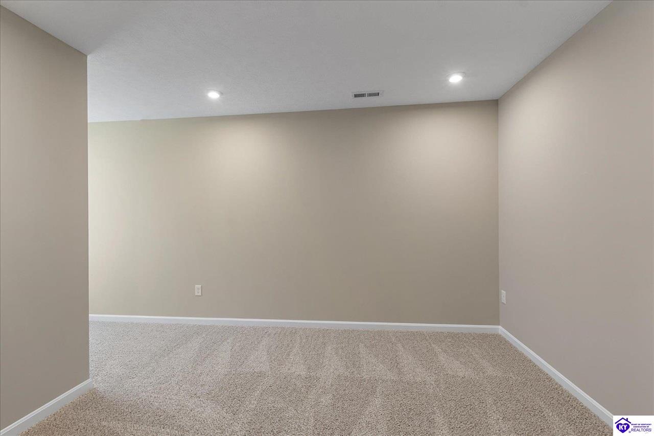 120 Hearthstone Lane Property Photo 20