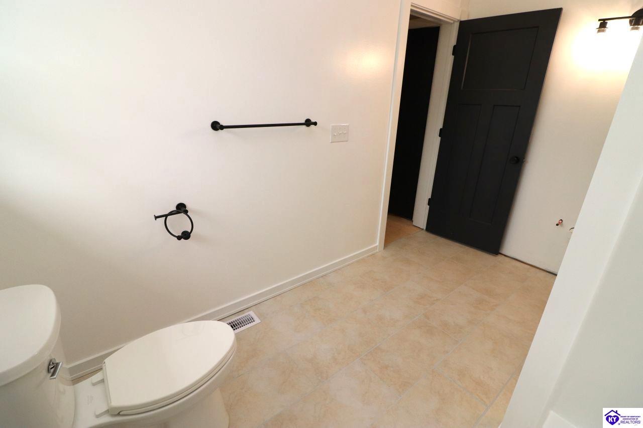 105 Hayward Road Property Photo 39