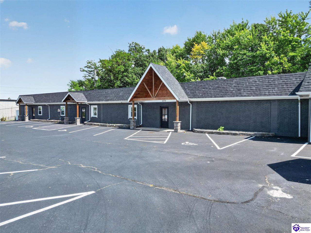 100 Gray Street Property Photo 18