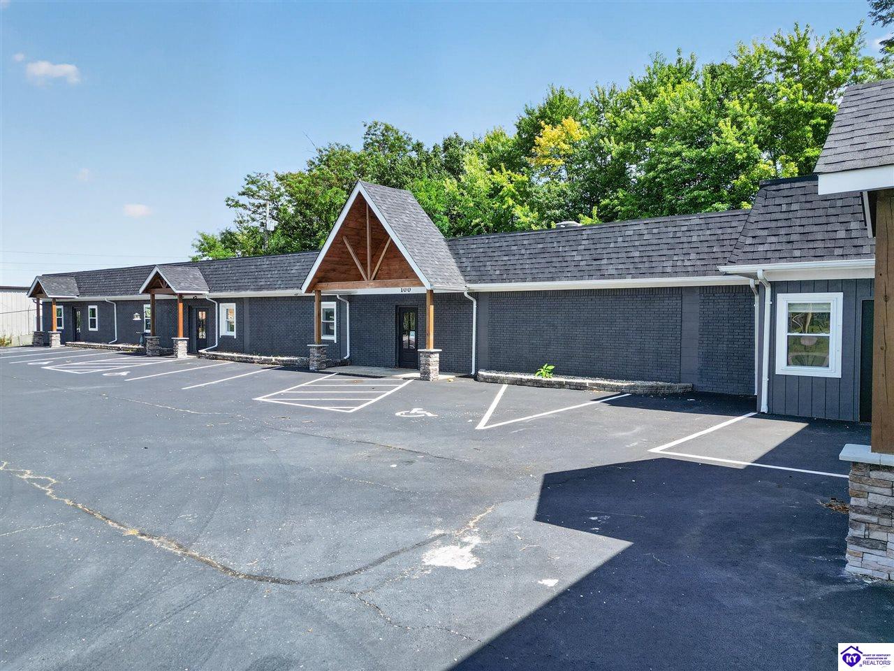 100 Gray Street Property Photo 19