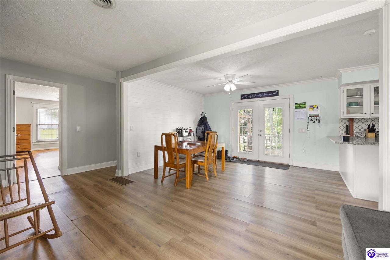 1884 Moss Road Property Photo 12