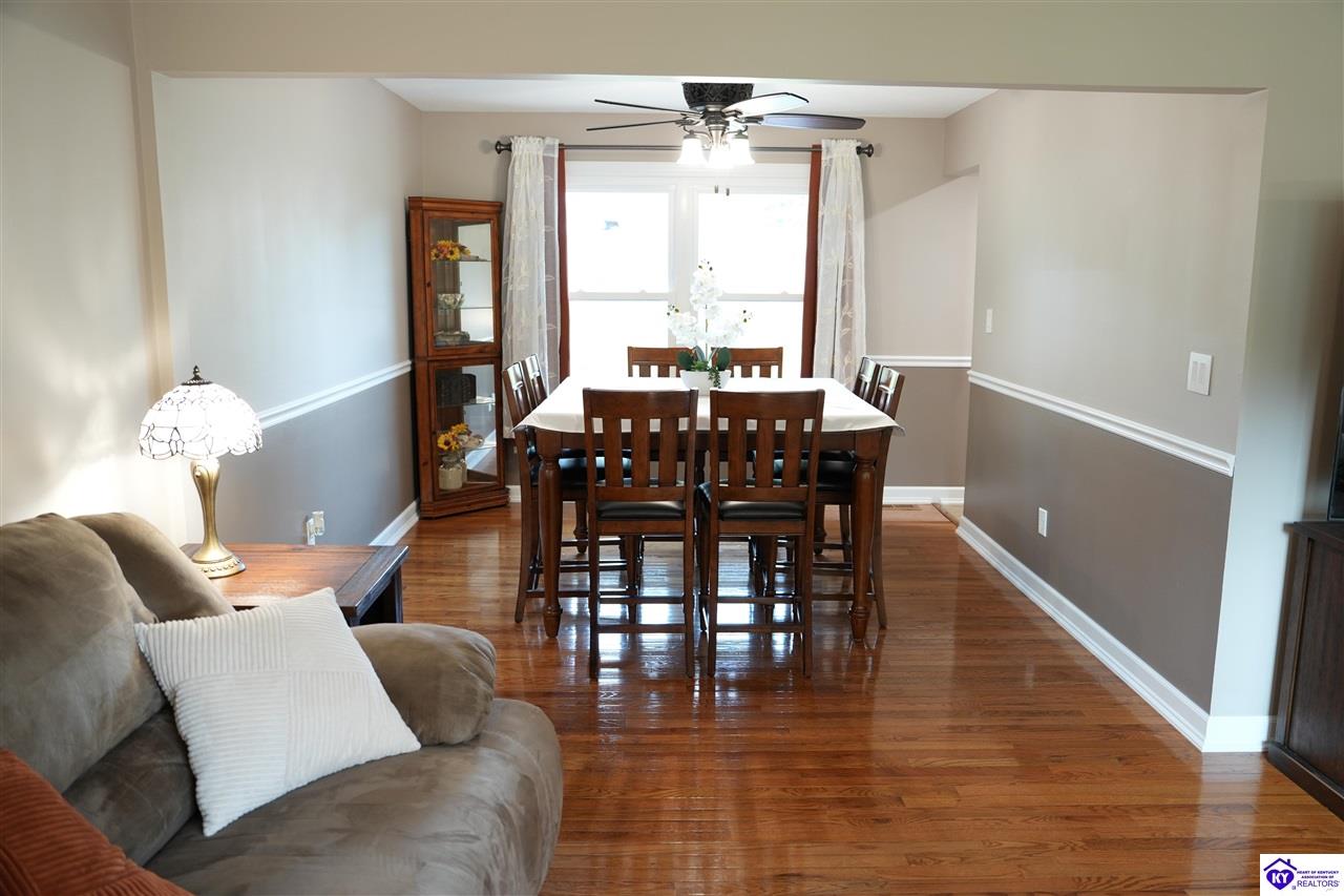 589 Charlemagne Boulevard Property Photo 8