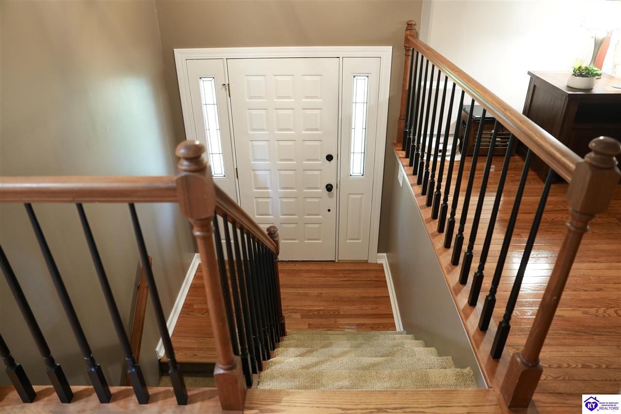 589 Charlemagne Boulevard Property Photo 24