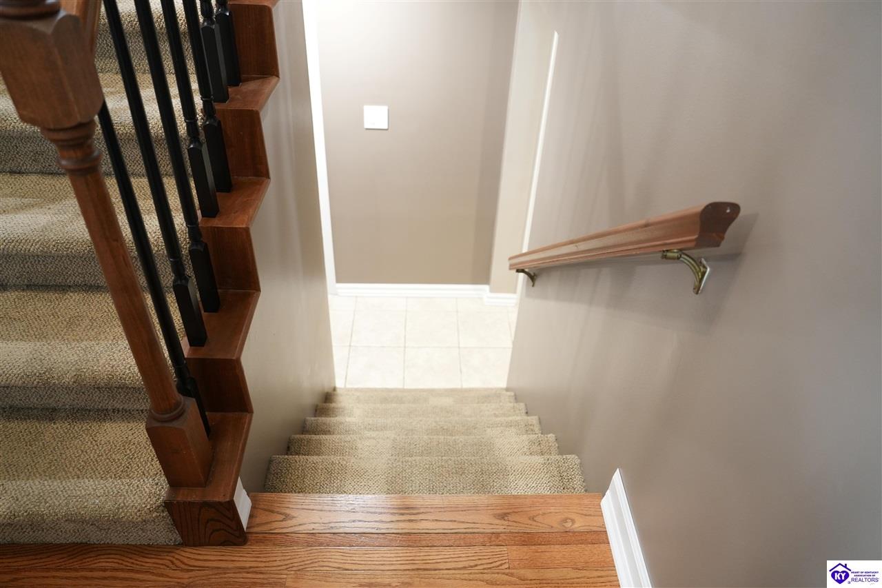589 Charlemagne Boulevard Property Photo 25