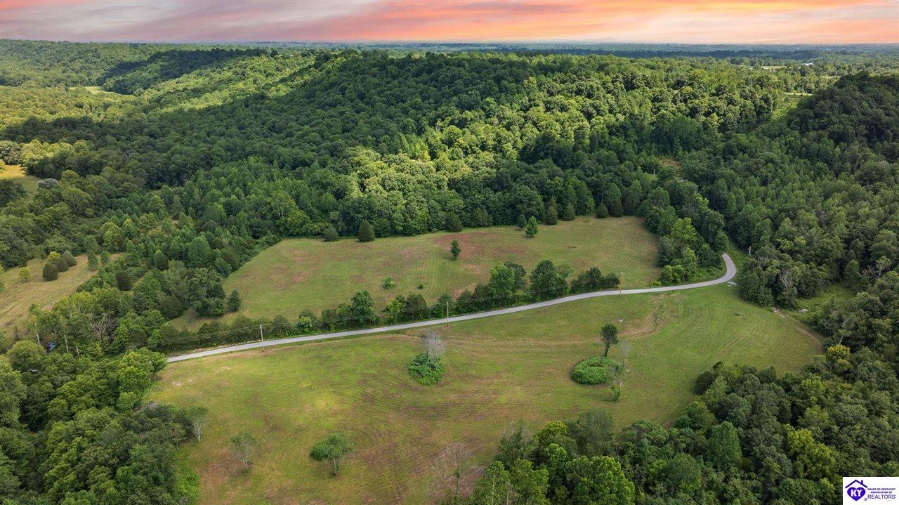 328 Dug Hill Road Property Photo 2