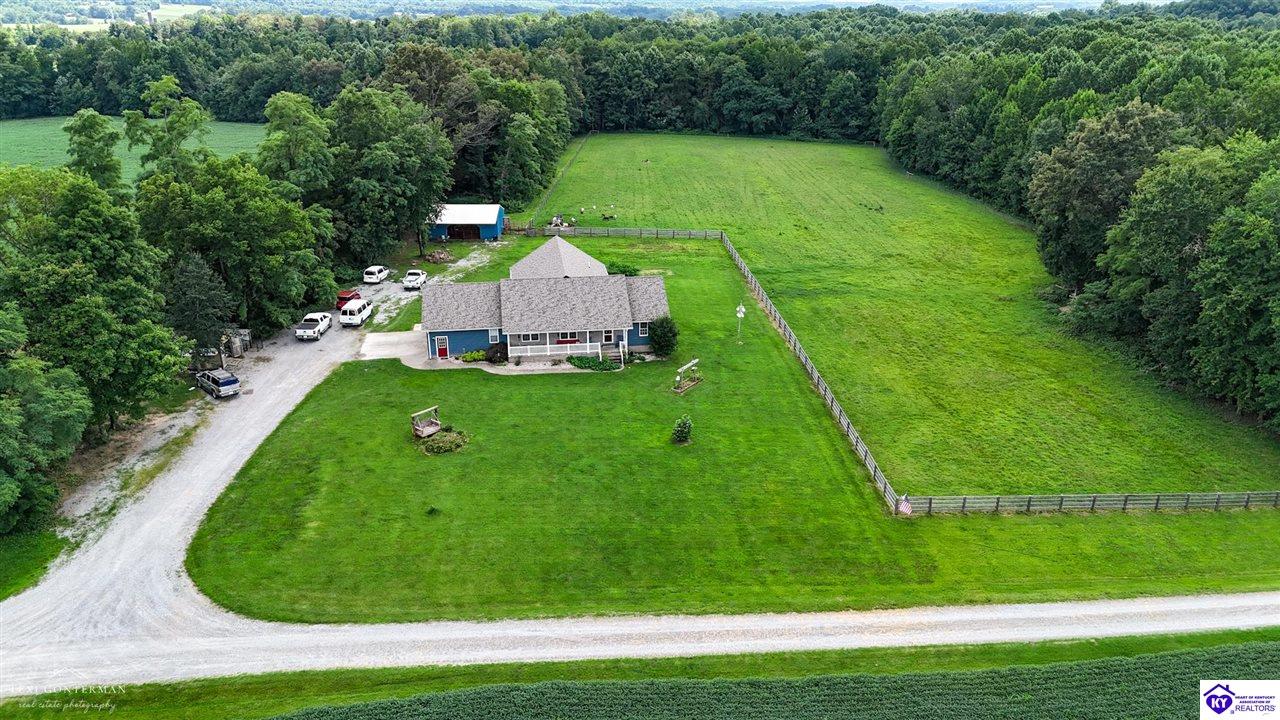 6900 Edmonton Road Property Photo 5