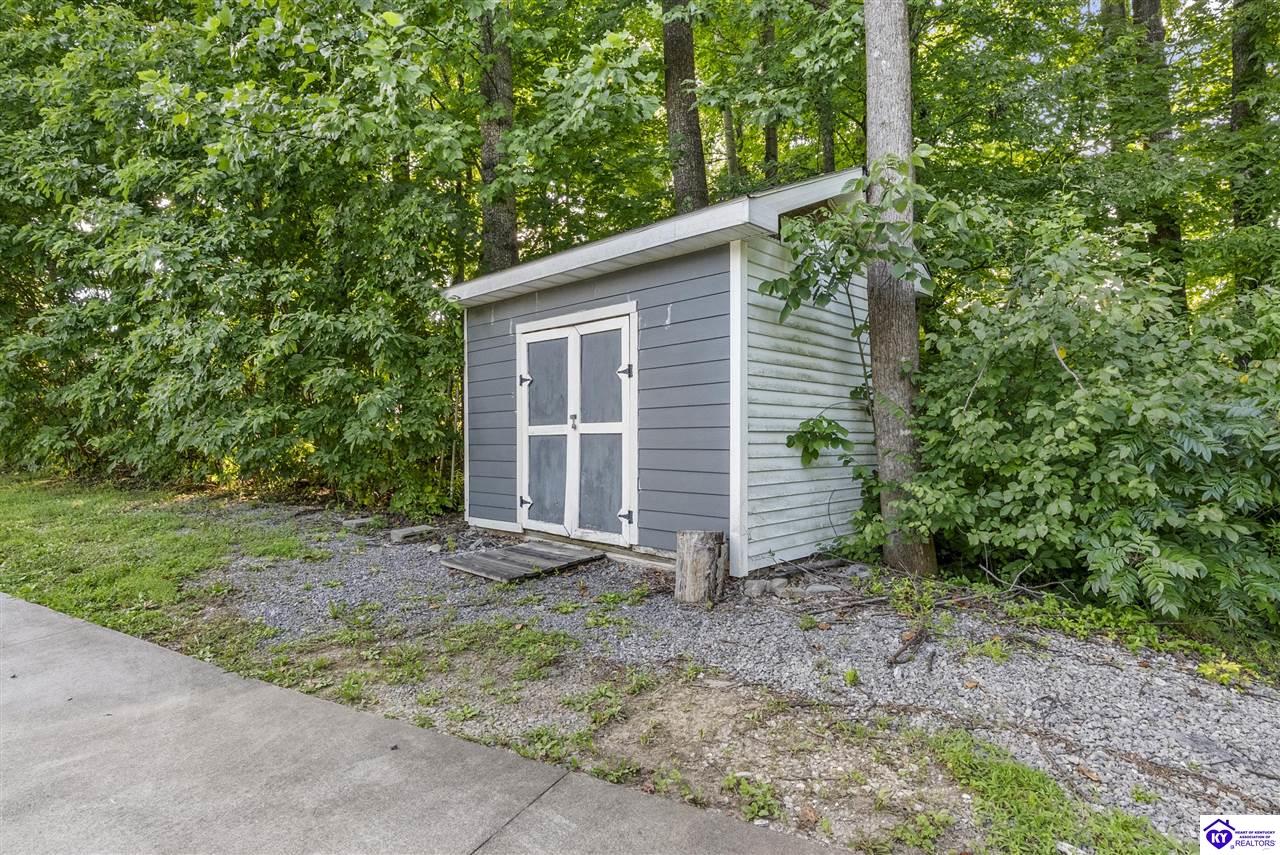 577 Beasley Boulevard Property Photo 12