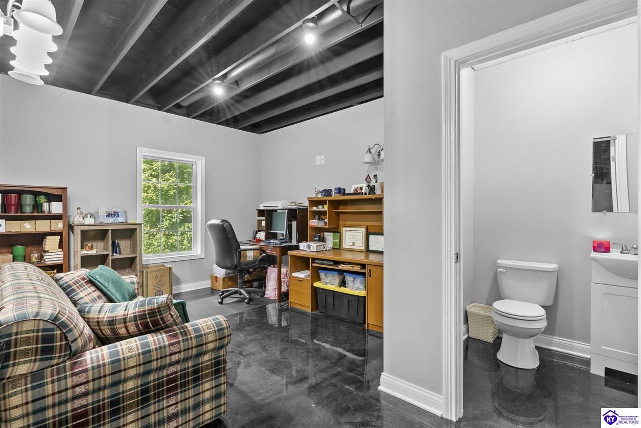 577 Beasley Boulevard Property Photo 37