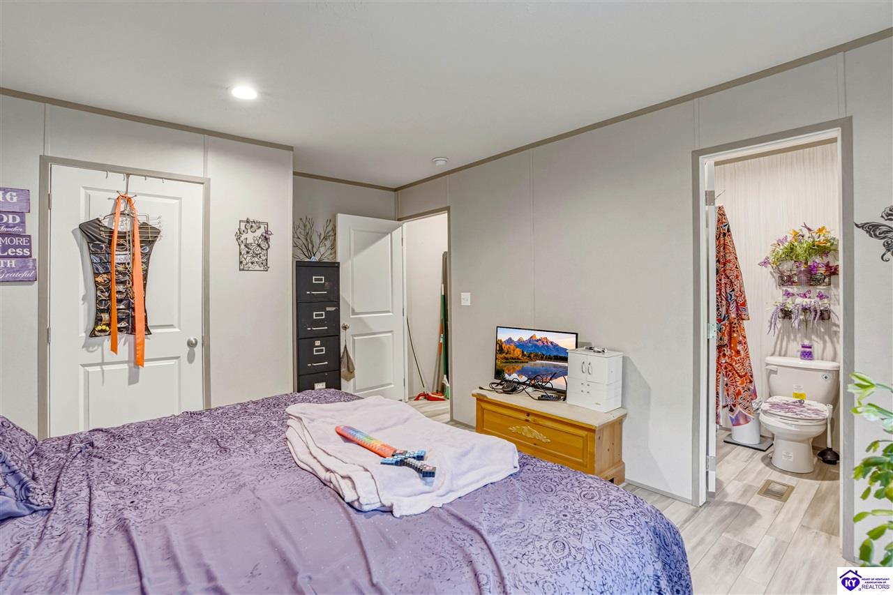 22 Cedar Hill Drive Property Photo 14