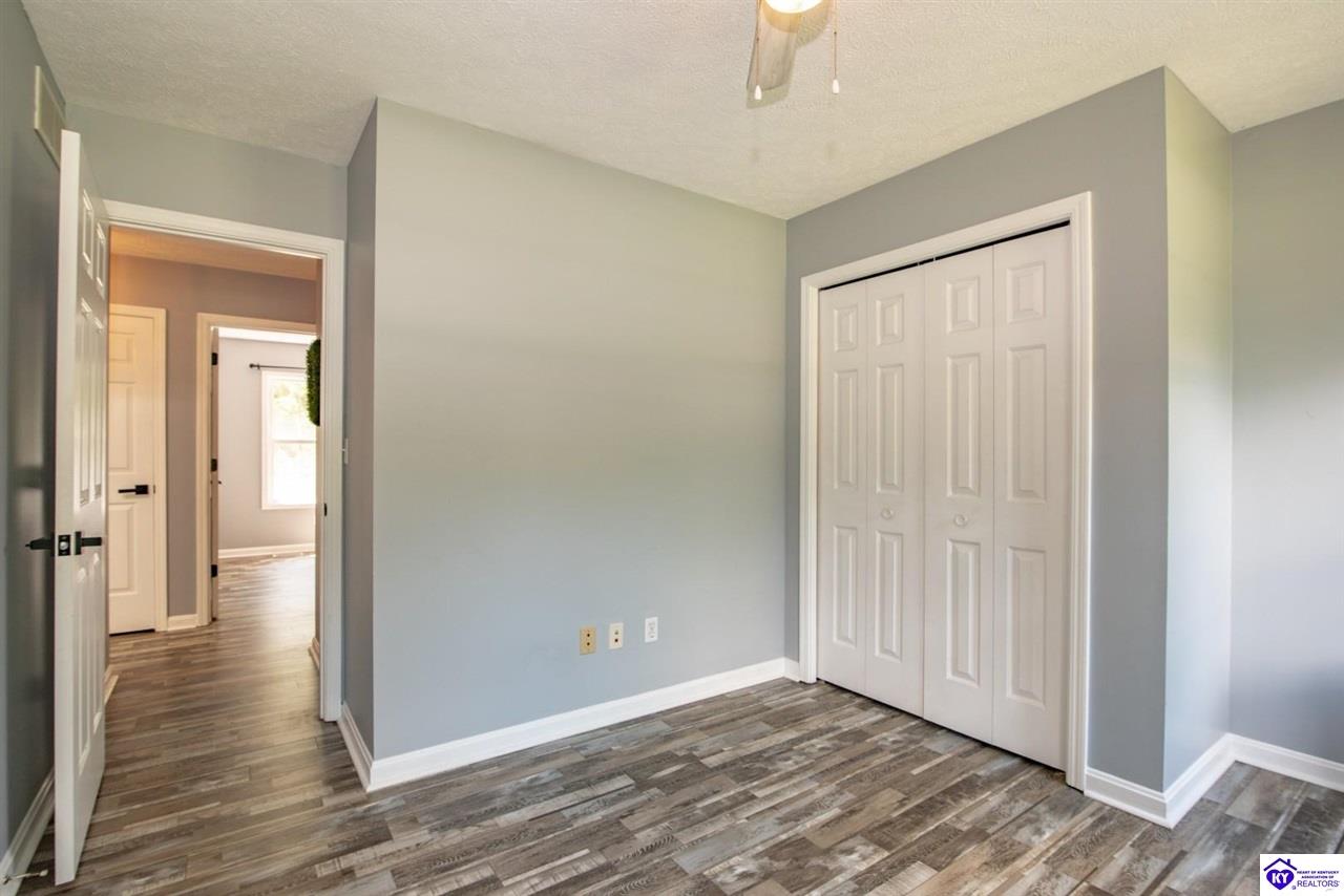 18 Glen Eagle Road Property Photo 48