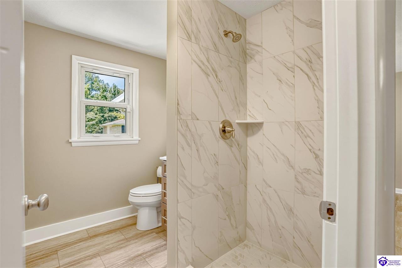 107 Donna Drive Property Photo 17