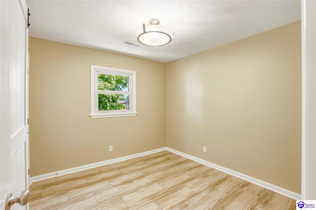 107 Donna Drive Property Photo 31
