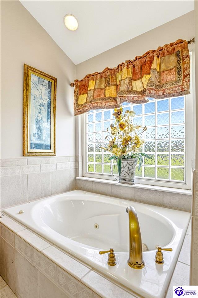 15 Vessels Road Property Photo 43