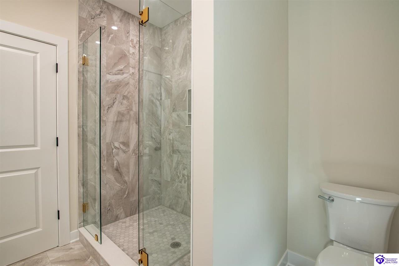 707 Roswell Drive Property Photo 36