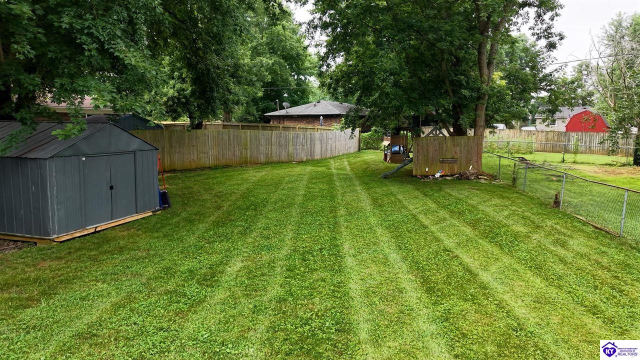 225 Beechwood Drive Property Photo 38