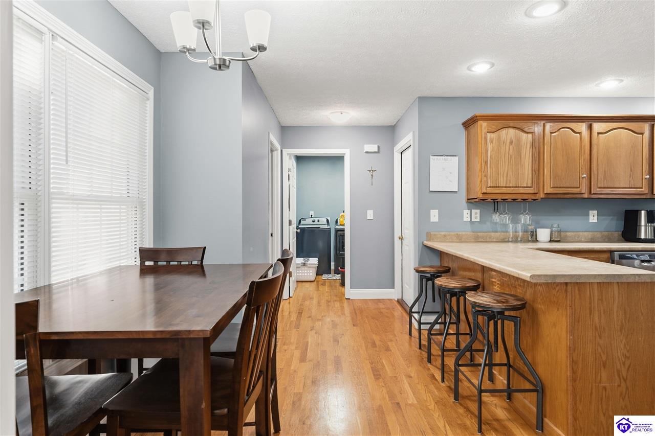 310 Catbird Road Property Photo 10